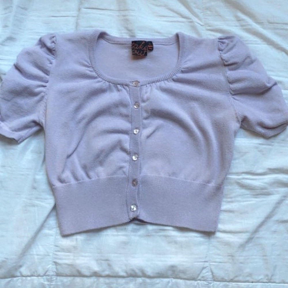 A pastel purple crop top 💜